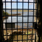 Vue sur la baie depuis le château